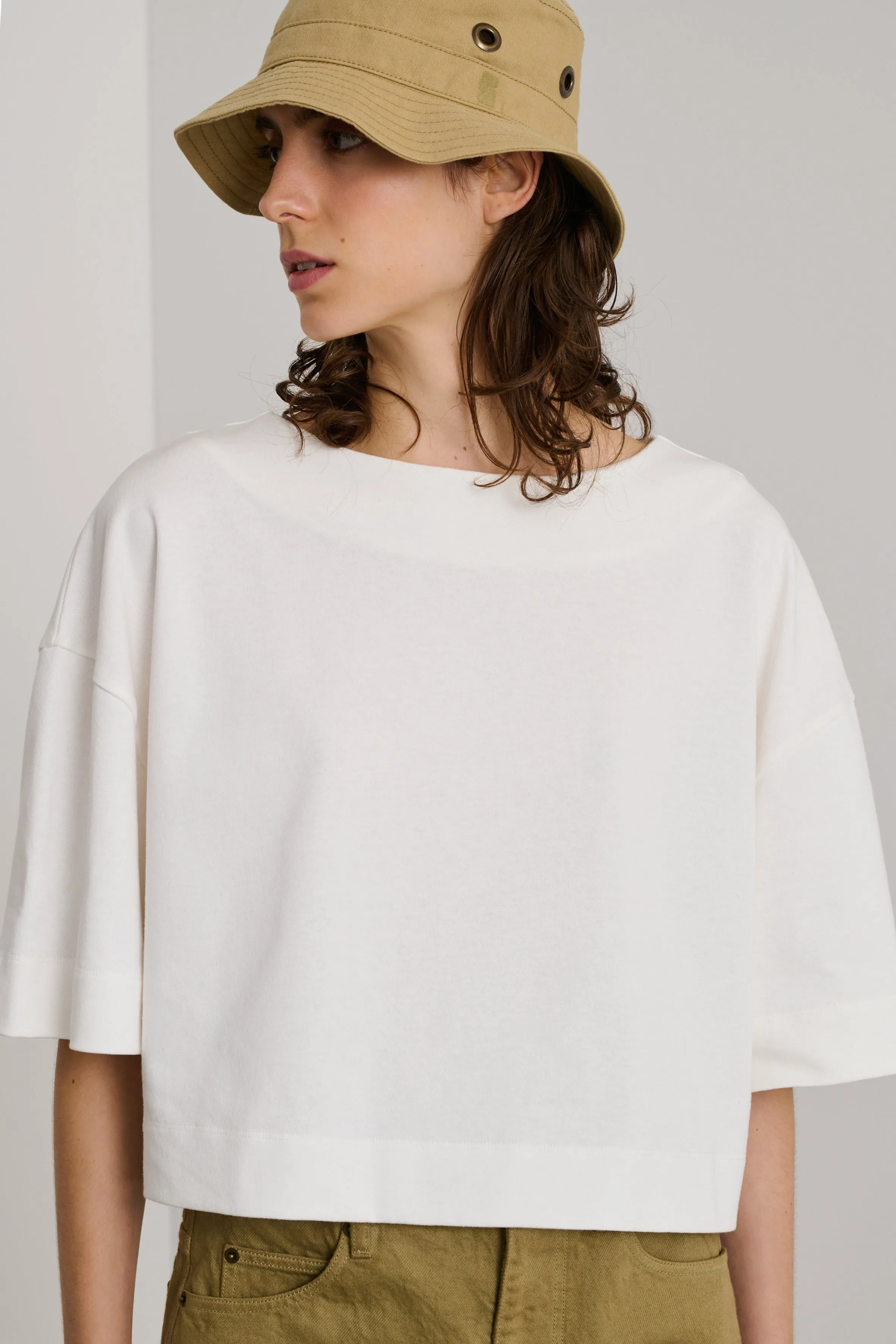 WHITE DAVINA T-SHIRT
