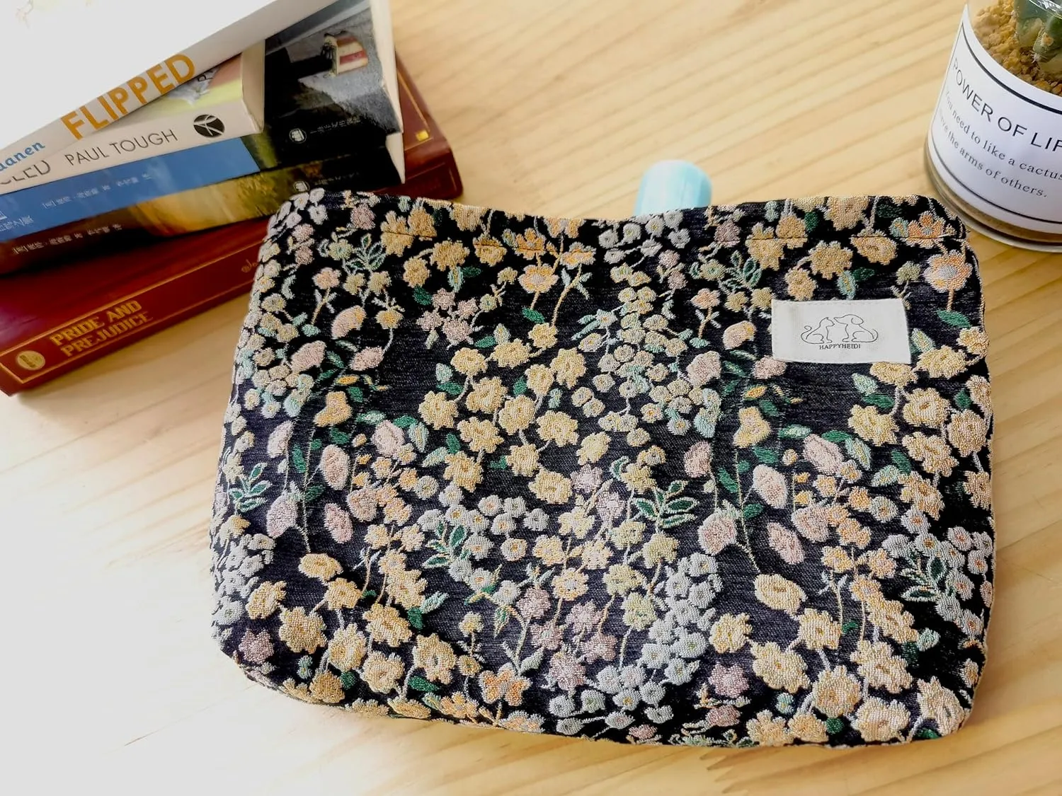 Women Aesthetic Travel Makeup Bag Accessory Zipper Pouch for Cosmetics, Purse Organizer, Embroidery Lucky Flowers Black