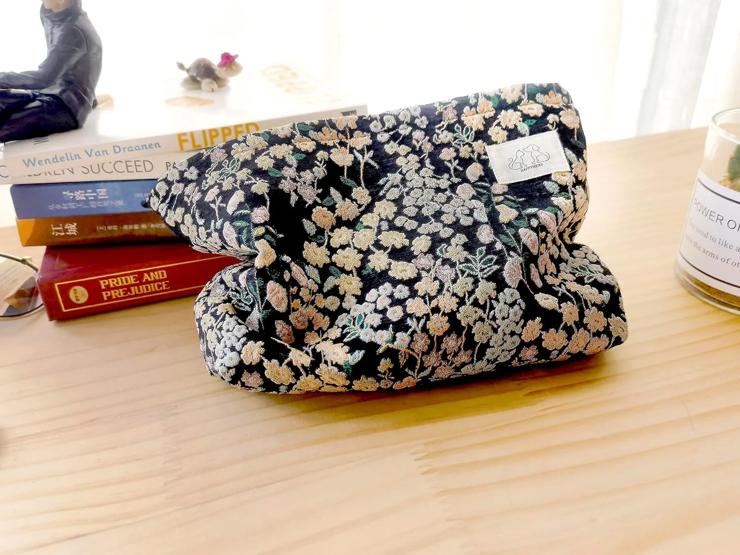 Women Aesthetic Travel Makeup Bag Accessory Zipper Pouch for Cosmetics, Purse Organizer, Embroidery Lucky Flowers Black