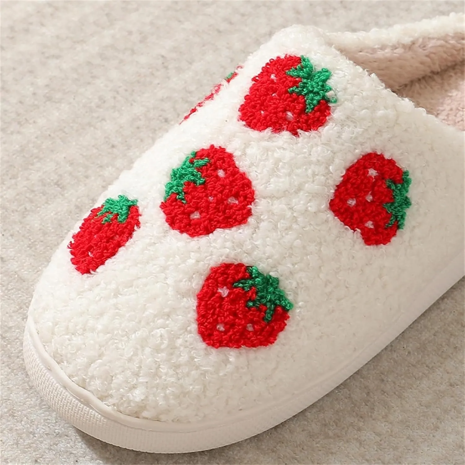 Women Slippers Cute House Slippers Strawberry Slippers Comfy Soft Bedroom Shoes Warm Fuzzy Slip-On Slippers Indoor Non-slip Plush Bedroom Slippers, E-24TX001