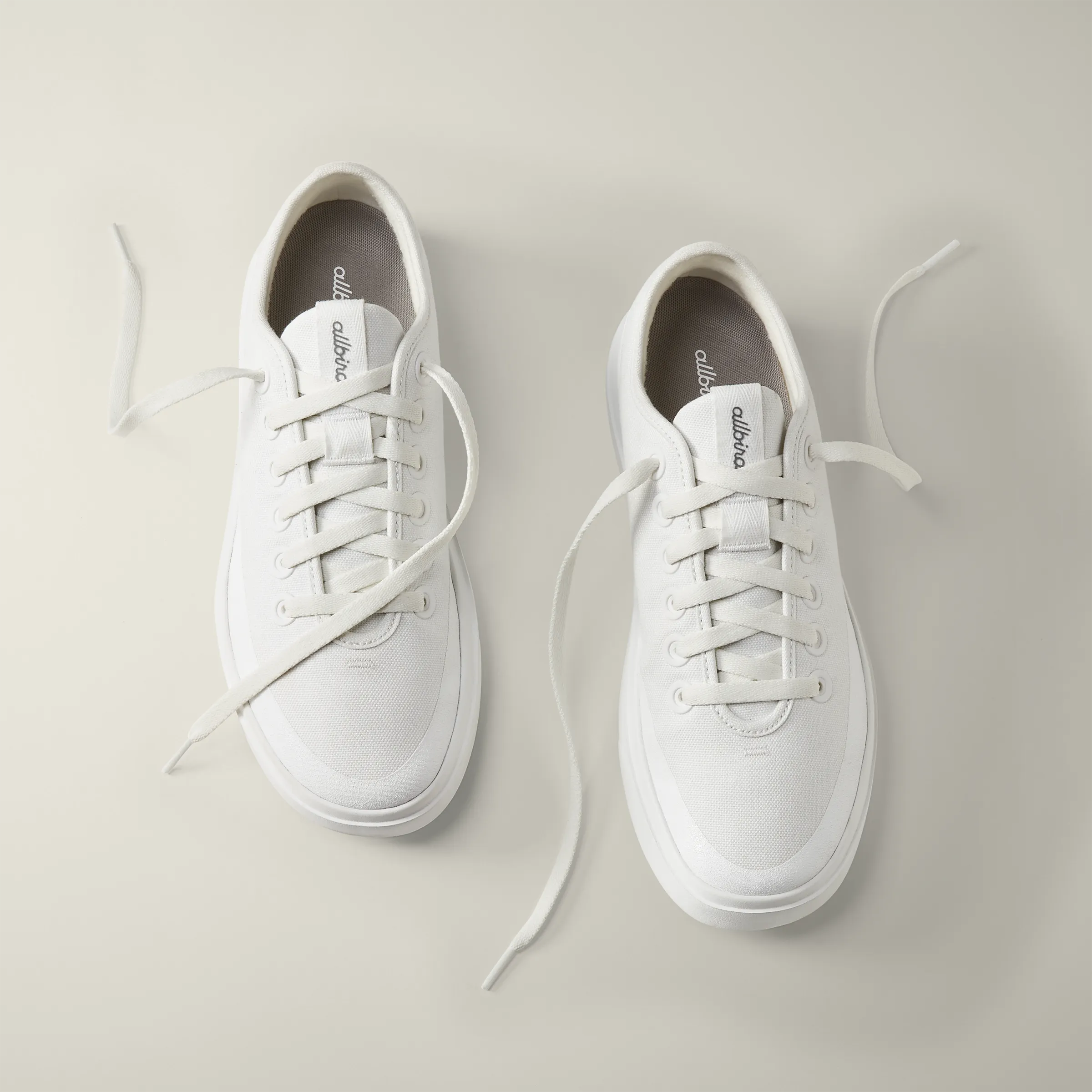 Women's Canvas Pipers
