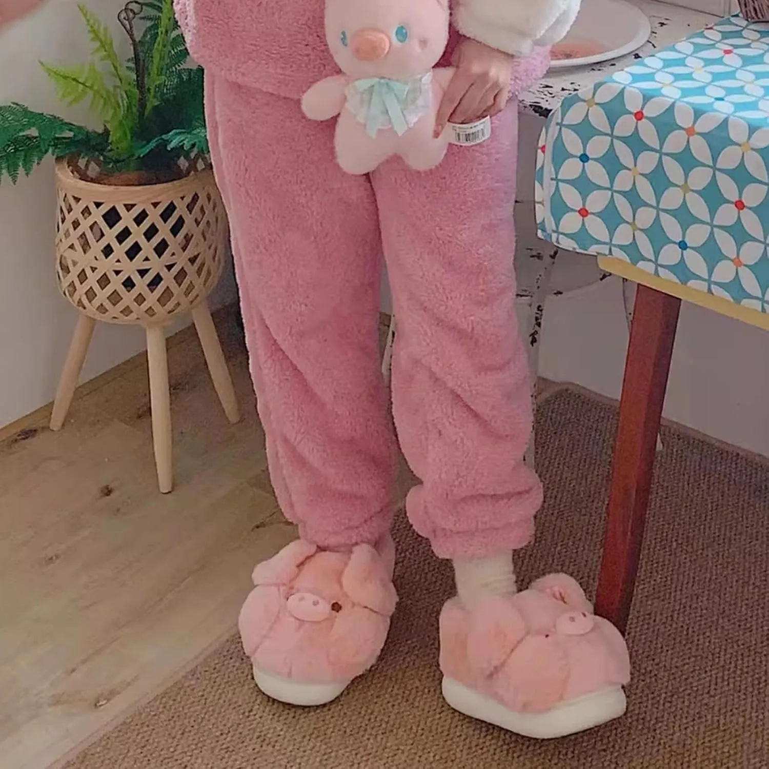 Women's Cute Piggy Plush Slippers for Winter, Indoor Fuzzy Slip-on Home Shoes