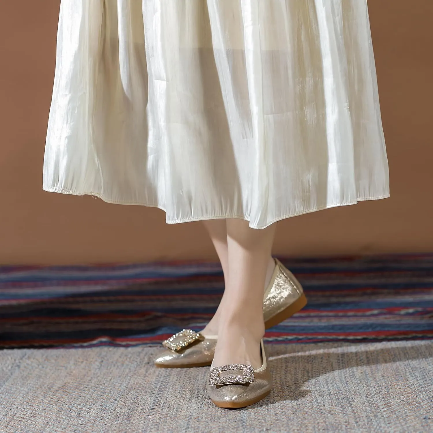 Women's Flats, Foldable Ballet Flats for Women, Fashion Buckle Pionted Toe Comfort Light Weight Slip-On Dress Shoes