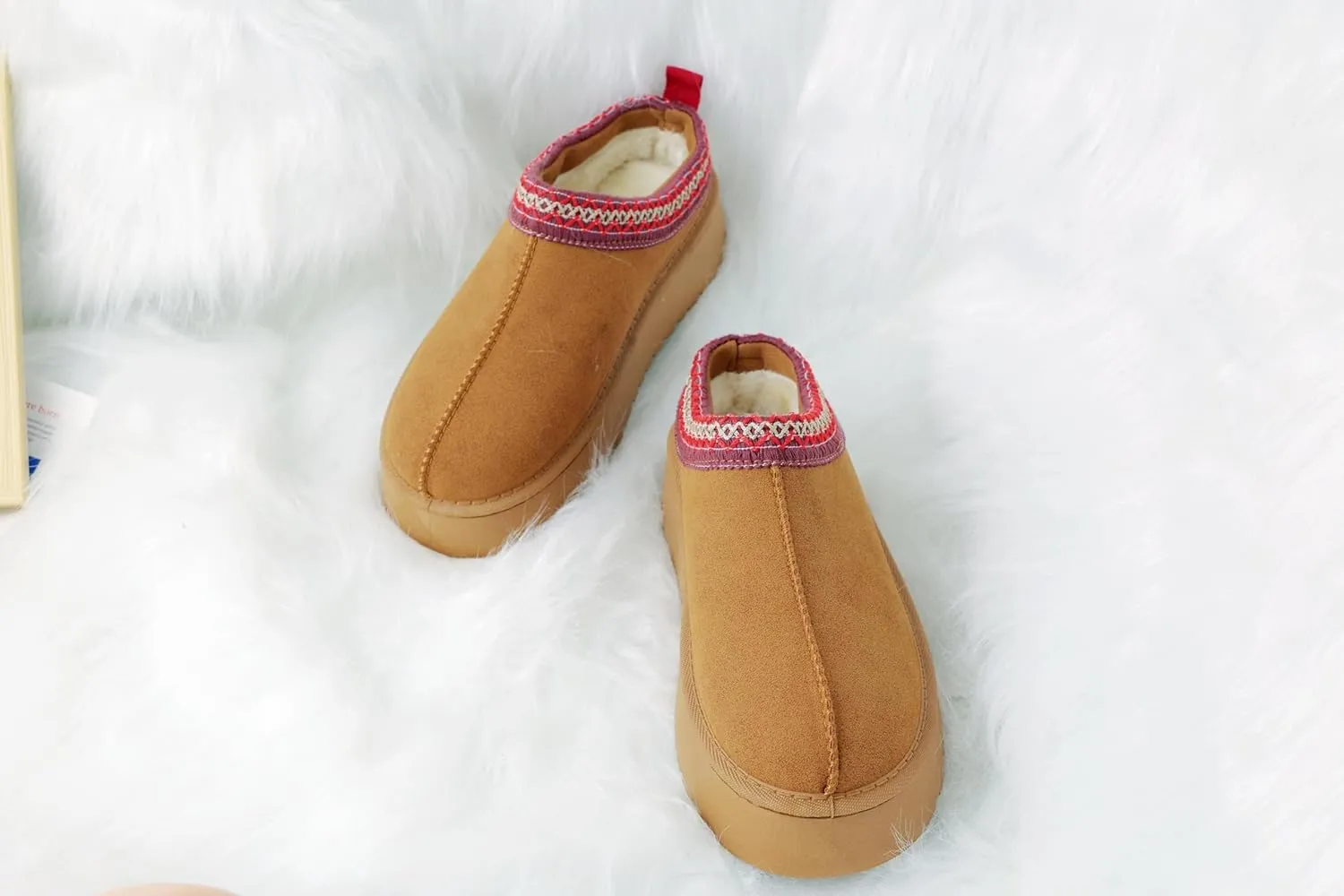 Women's Platform Slippers Winter Mini Boots Anti-Slip Suede Slip on Women Sneakers Fur Lined House Slippers for Indoor Outdoor