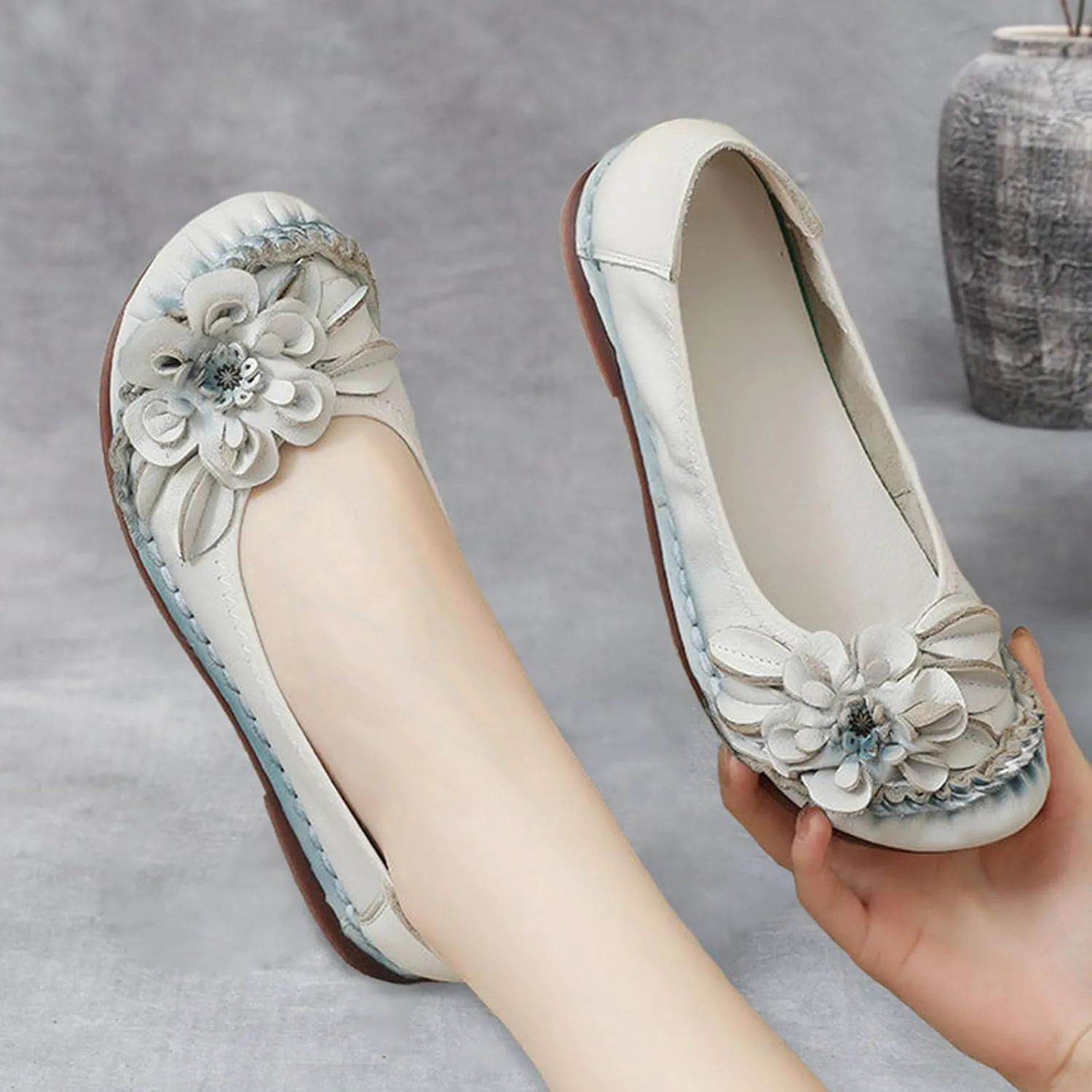 Women's Vintage Flower Leather Slip On Ballet Flats,Lightweight Comfort Non-Slip Ox Softsole Casual Dressy Pumps